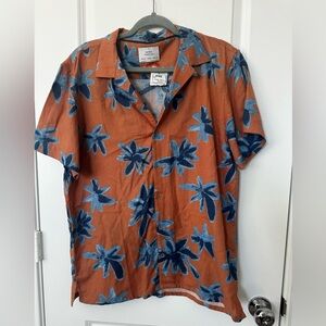 MBX Premium Goods Men’s Abstract Print Button Down Short Sleeve Shirt